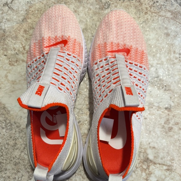 Nike slip on shoes - Picture 1 of 5